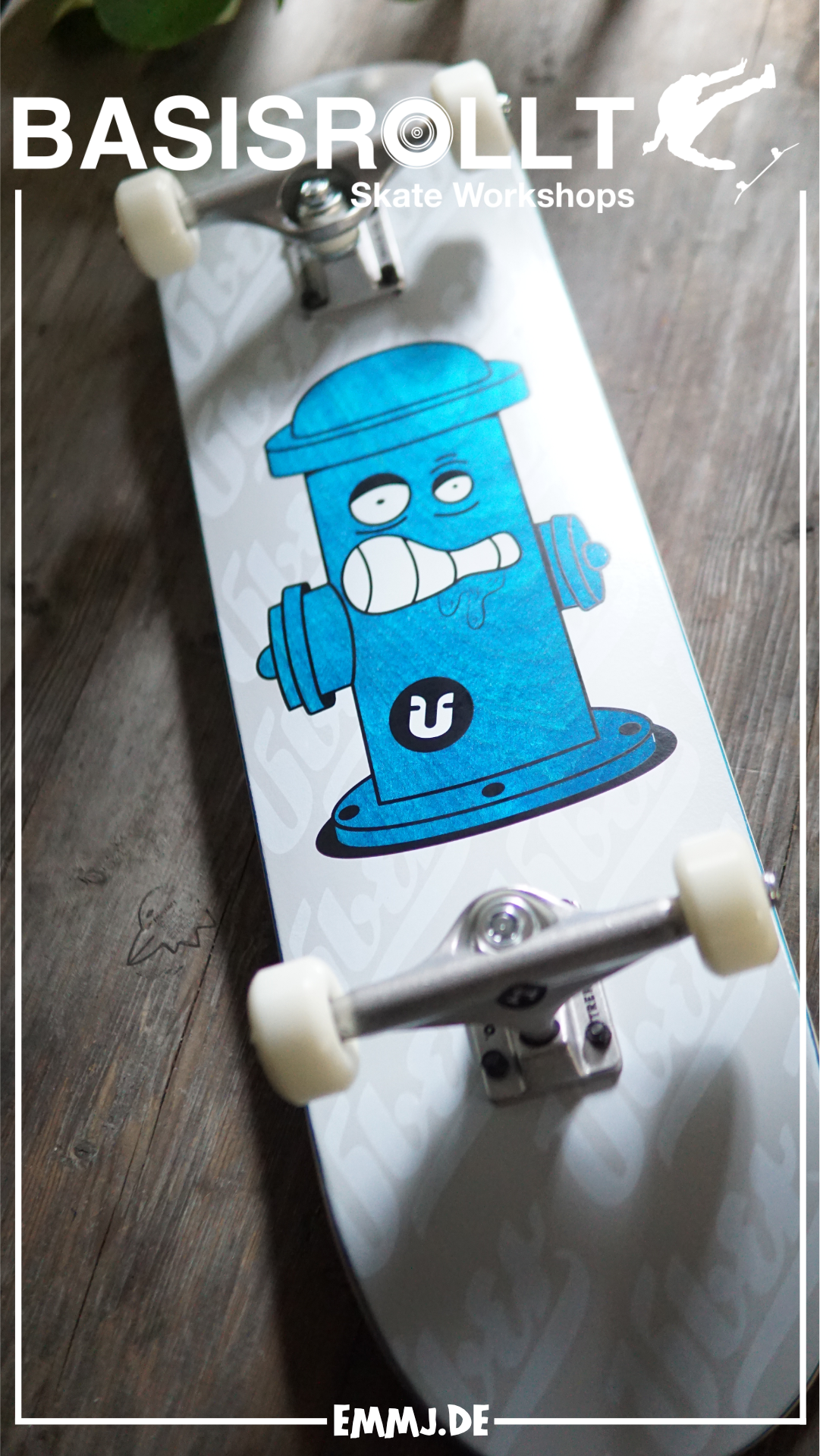 ÜBER Hydrant, Skateboard 3-Star Complete 8.0